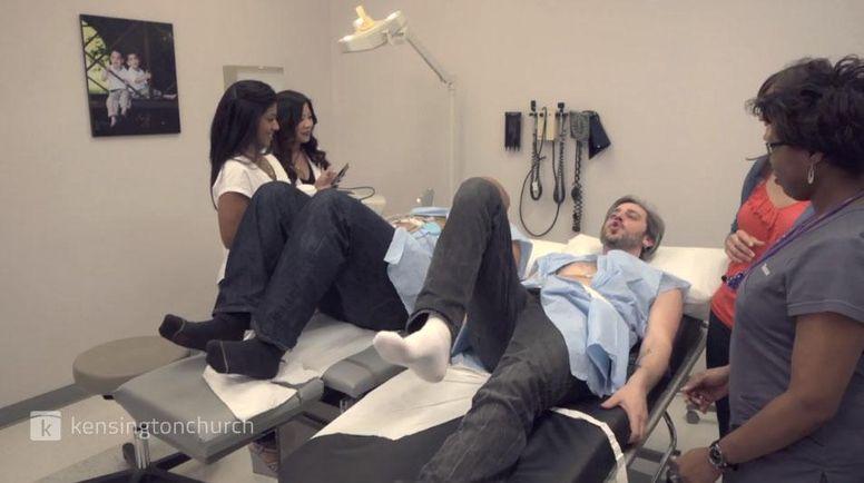 Two Husbands Tried Labor Pain Simulators To Prove “Women Exaggerate  Everything”
