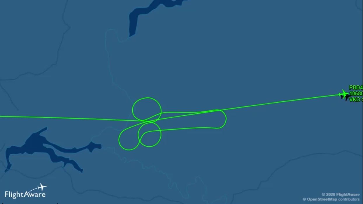 'Frustrated' pilot draws massive penis in sky after being diverted