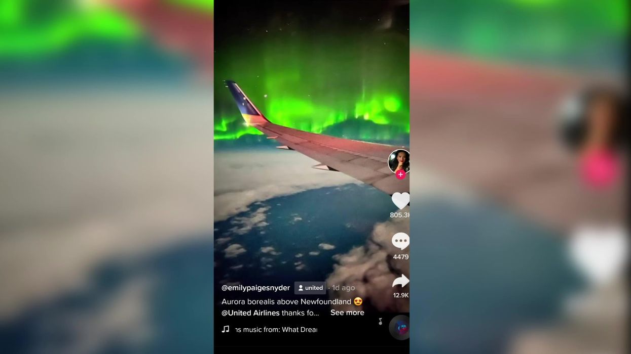 Plane flies through Northern Lights giving passengers 'dream' view