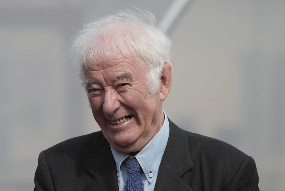 Letter from poet Heaney to go on display as part of tour of historic documents
