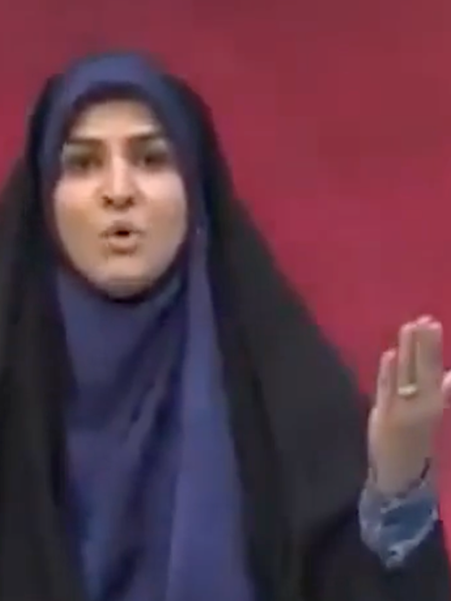 Presenter flees news desk on Iranian TV as studio attacked