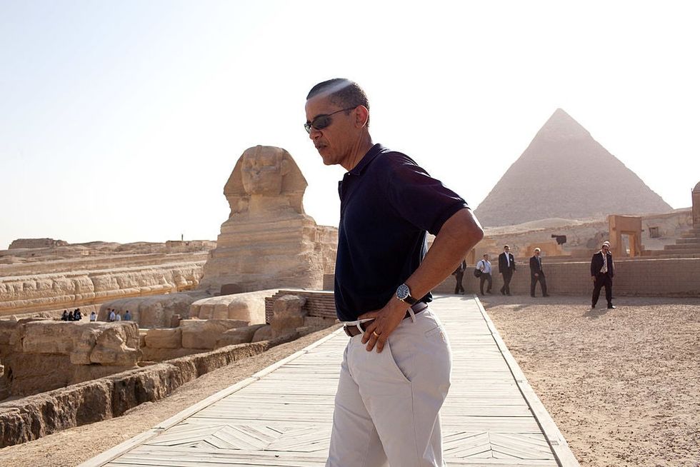 President Obama tours the Egypt's Great Sphinx of Giza and the Pyramid of Khafre, Cairo, 2009