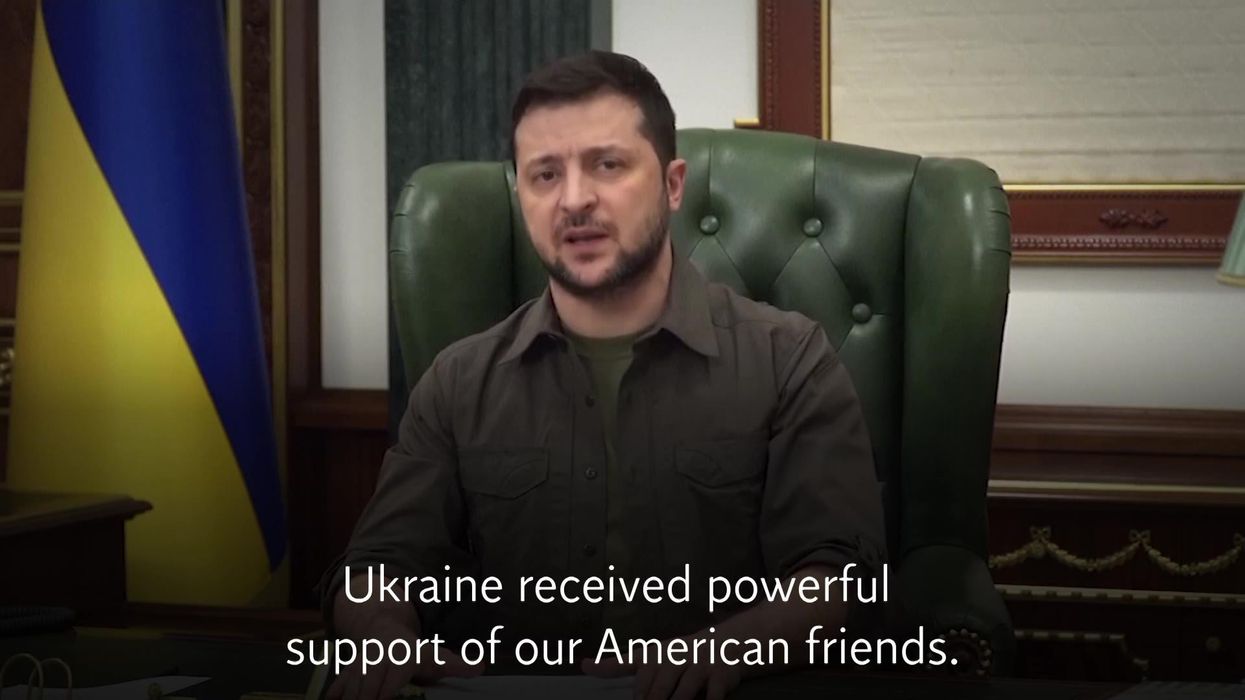 Anderson Cooper melts as Ukrainian kids pull faces at him on camera