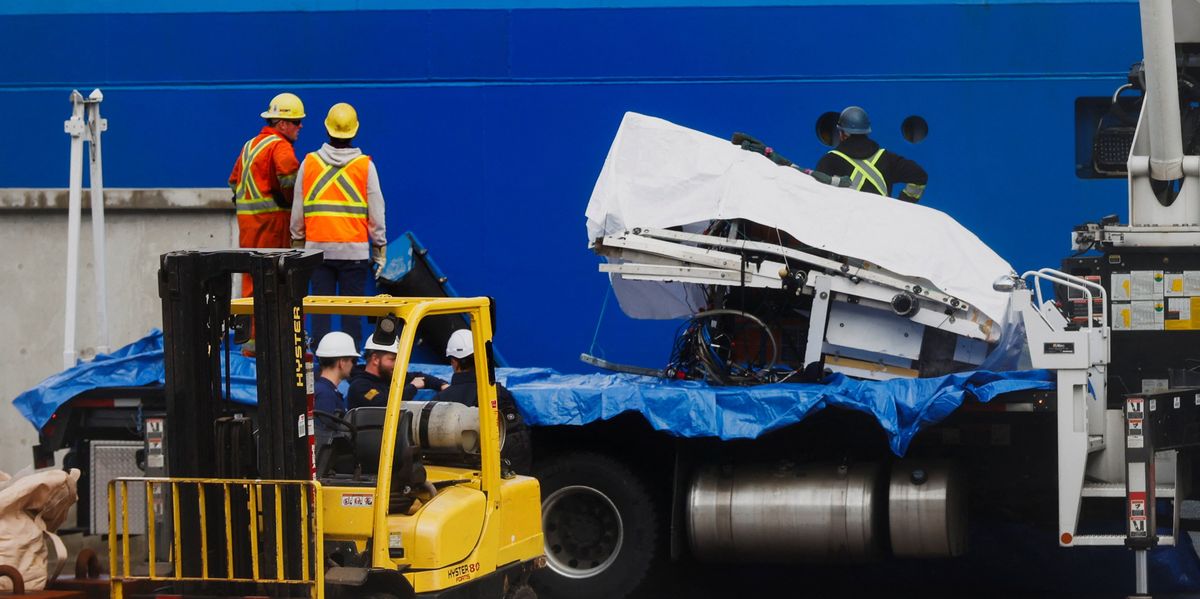 Why Titan sub wreckage is still whole, despite implosion pressure | indy100