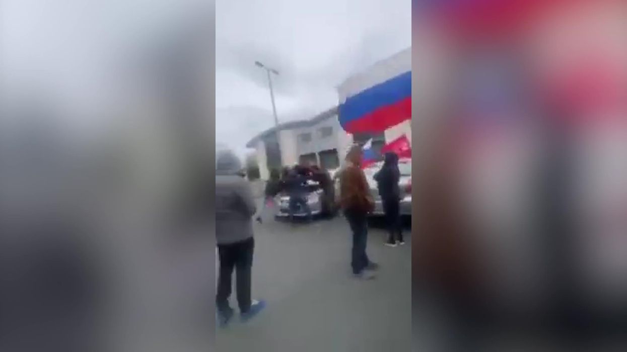 Pro-Russian flags and symbols spotted on cars in Ireland