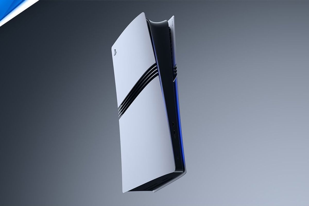 Apple Watch Ultra 2 (2025) 49mm Black Titanium Case with Black Titanium Milanese