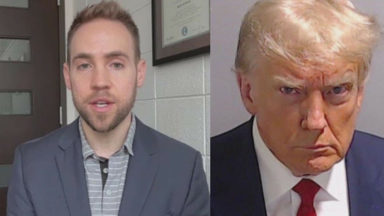 Trump supporters are publishing their own 'mugshots' in solidarity