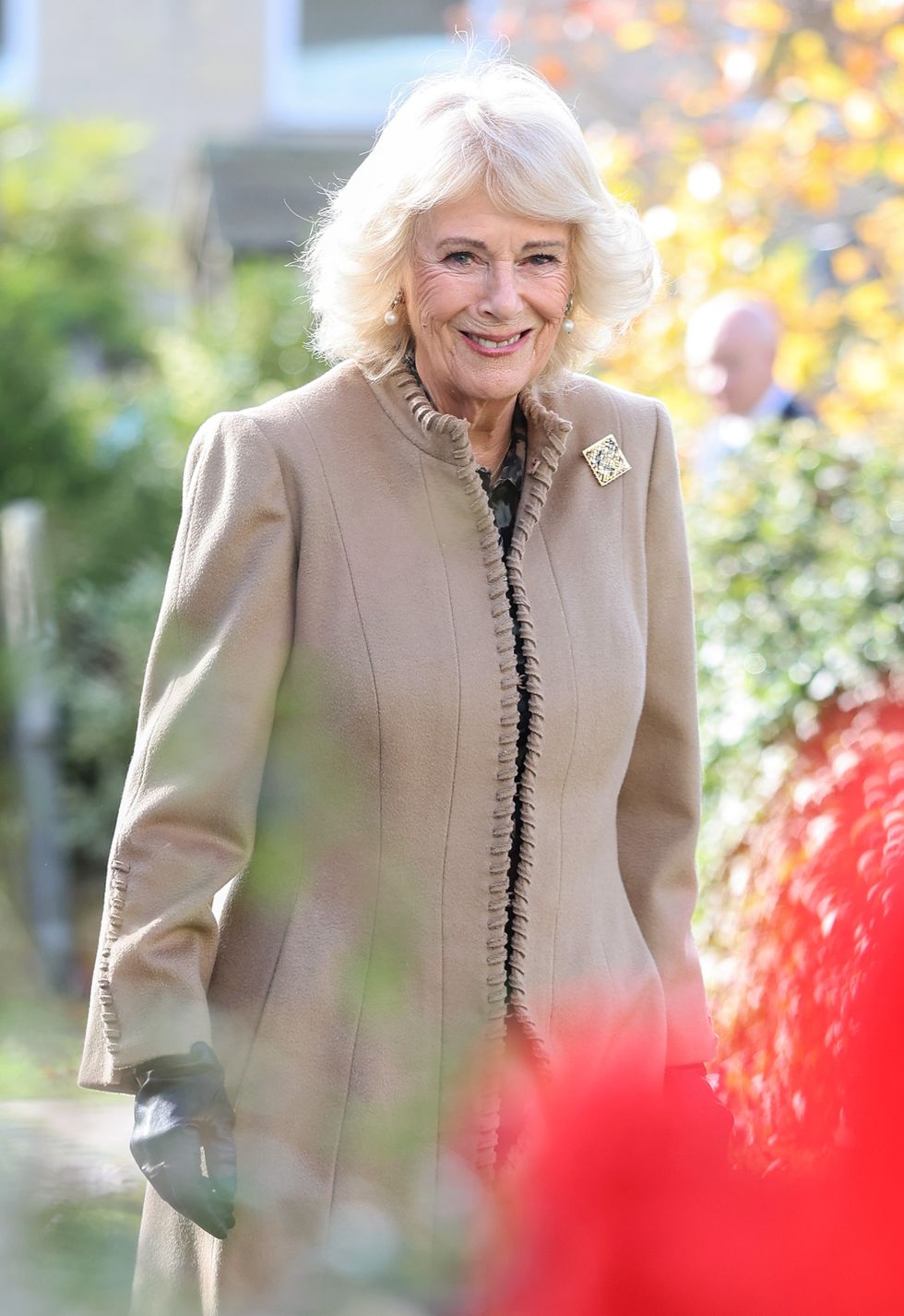 Artist ‘nearly fainted’ when she found out commission was gift for Queen