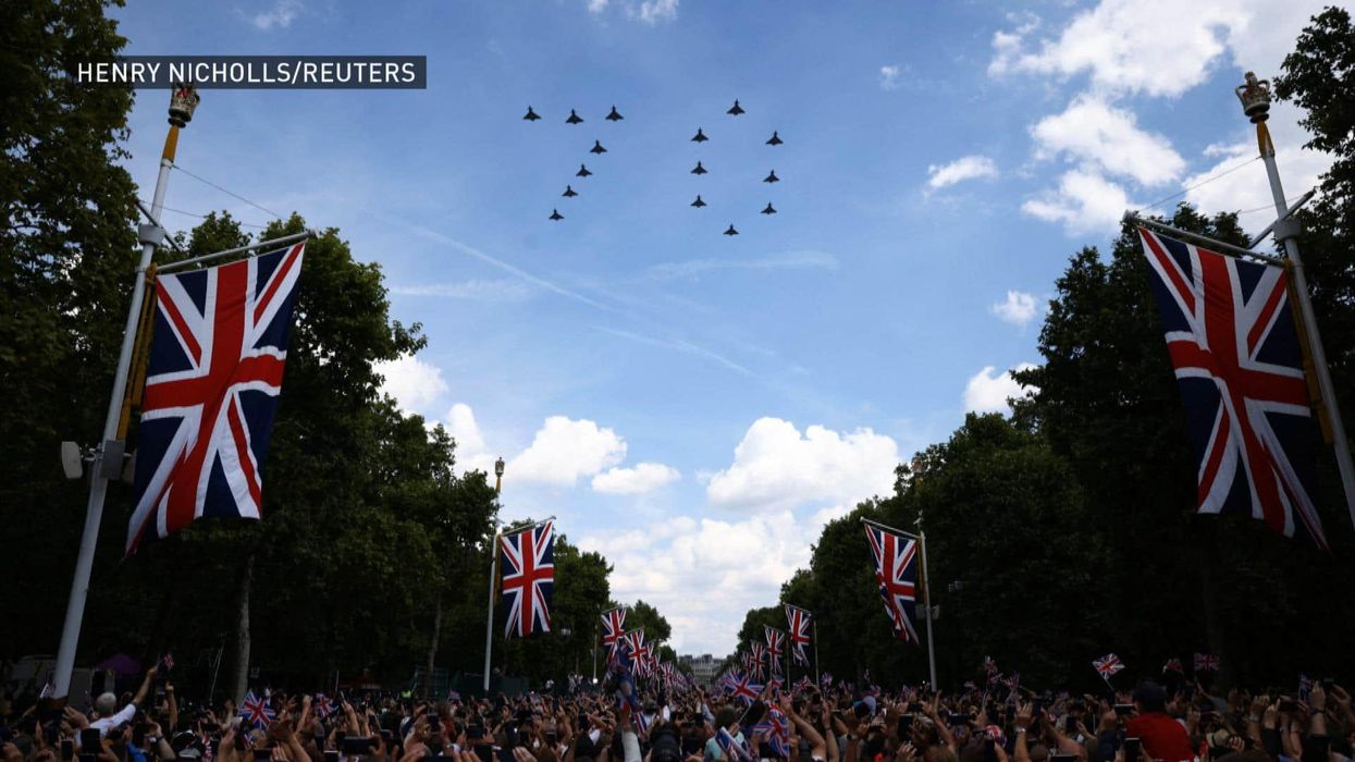 Big Jet TV leaves people 'emotional' while covering the platinum jubilee fly past