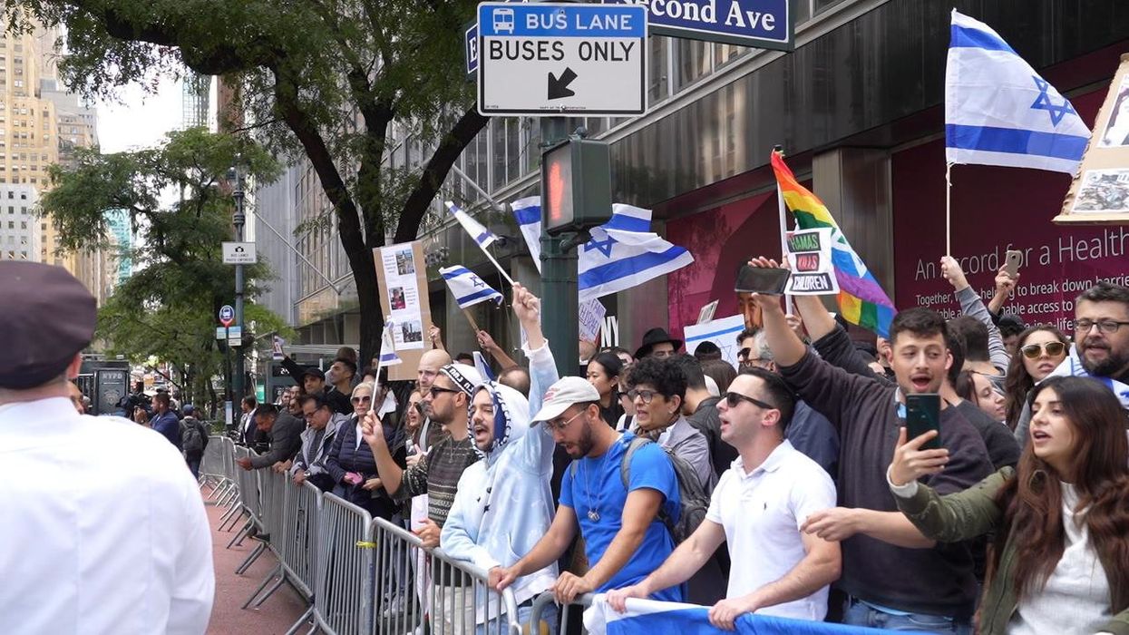 Israel-Hamas war felt in UK as Jewish schools forced to increase security