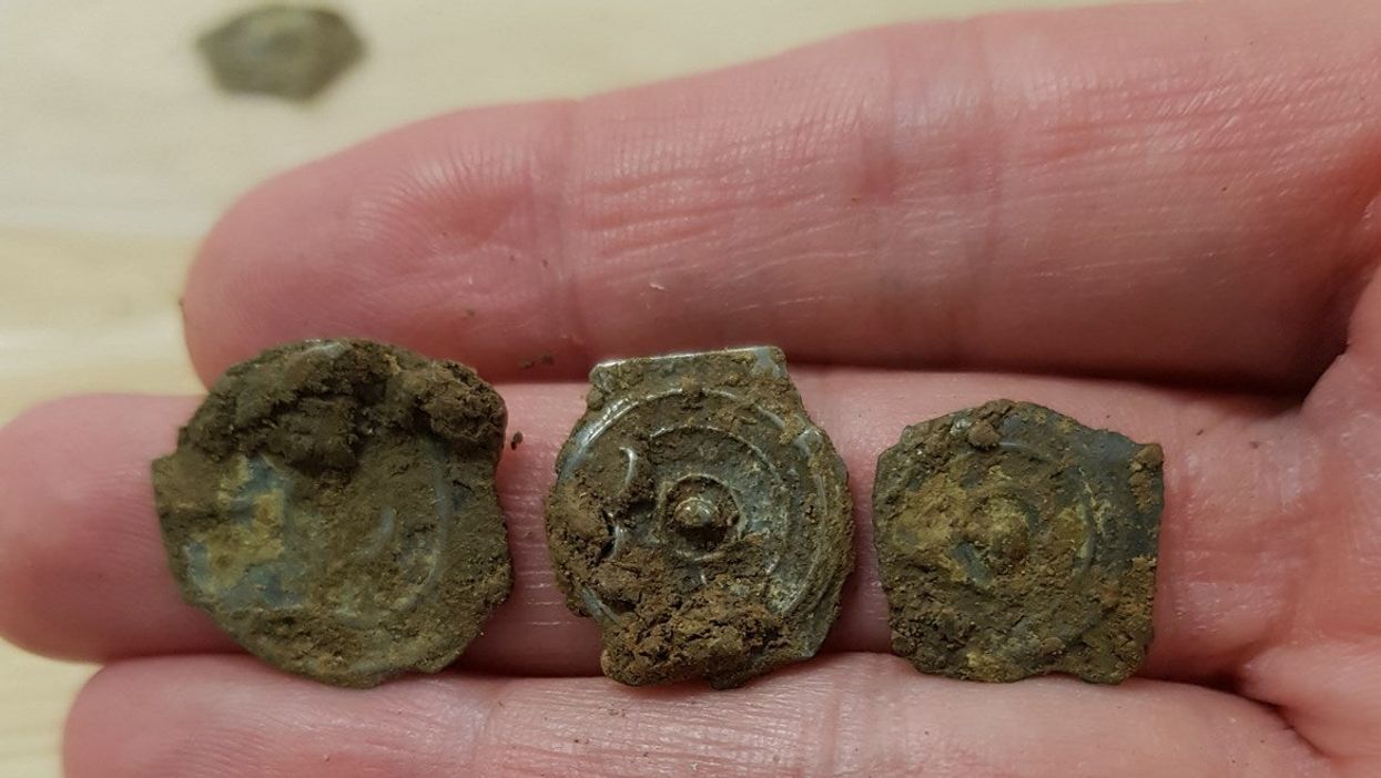 Rare historic coins found by archaeologists working with HS2 (HS2)