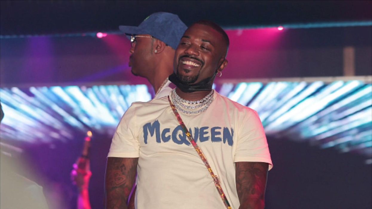 Ray J responds after being compared to Kim Kardashian's new headphones in viral image