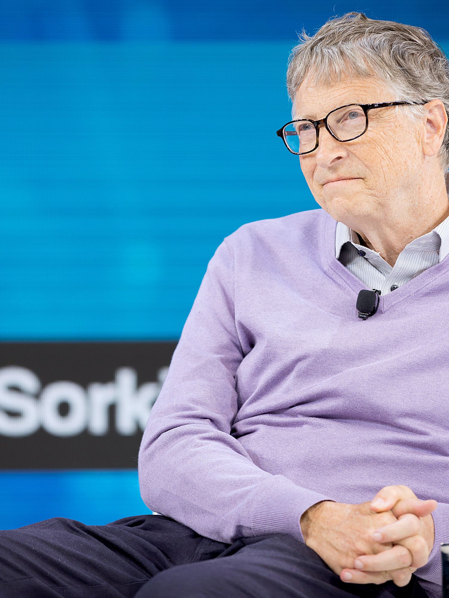 Reddit user shoots his shot with Bill Gates via Reddit