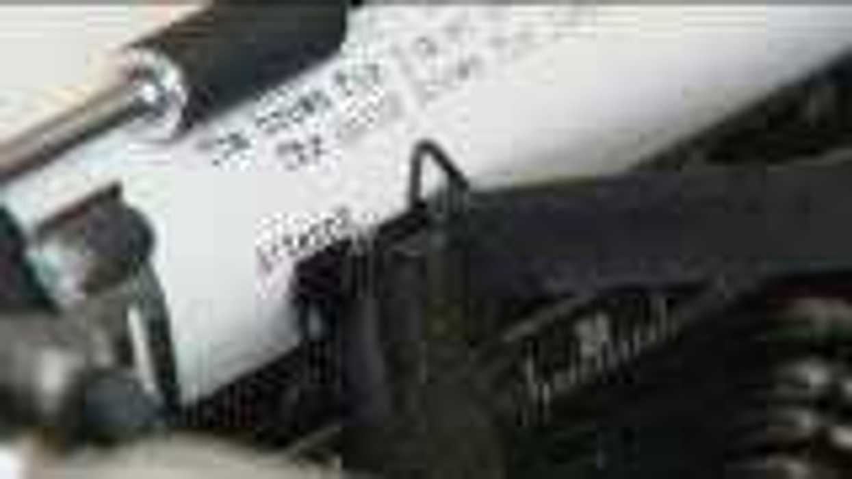 University students fight artificial intelligence with vintage typewriters