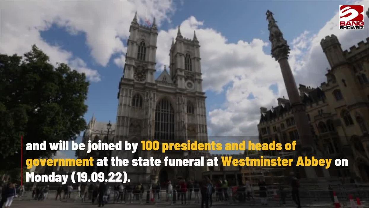 Queen queuers spark ‘Queue-pid’ and Richard Curtis memes after pair plan to ‘go to funeral together’