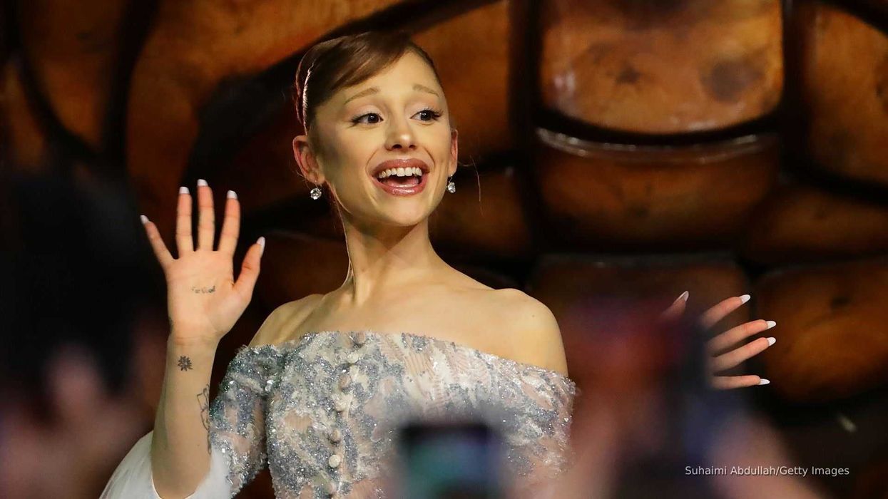 'Pyjama Man' who grabbed Ariana Grande at Wicked premiere has just been banned from Singapore