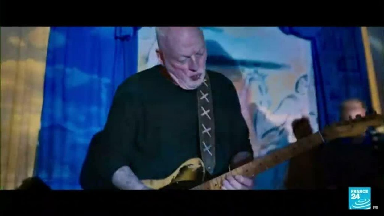 Pink Floyd fans get angry at ‘woke’ rainbow logo, forgetting famous 'Dark Side of the Moon' artwork