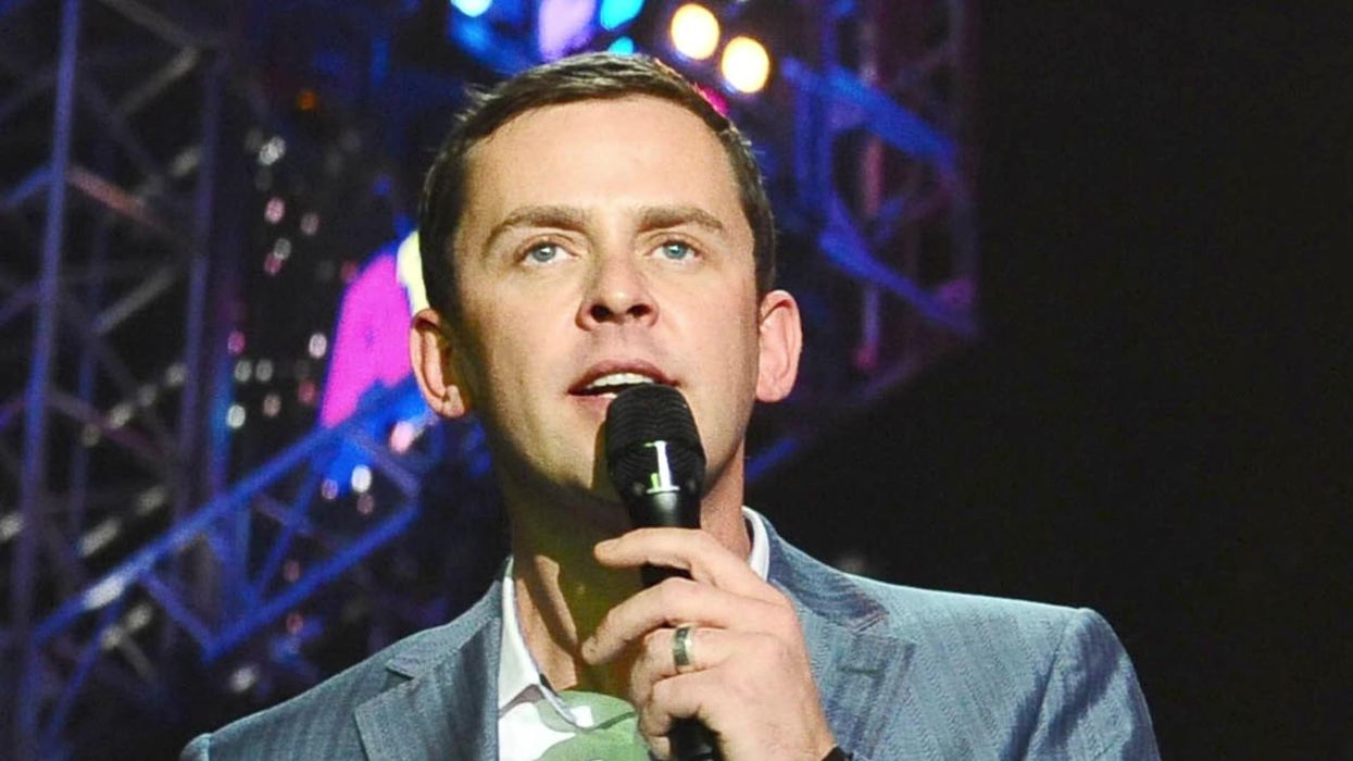 Scott Mills’ final link as a Radio 1 presenter had listeners in tears