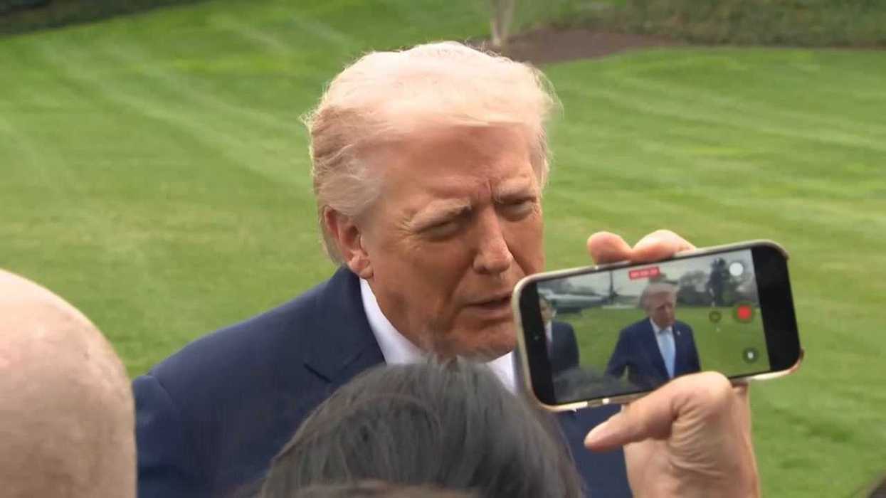 Trump’s latest Strait of Hormuz remarks are reminding people of one particular moment