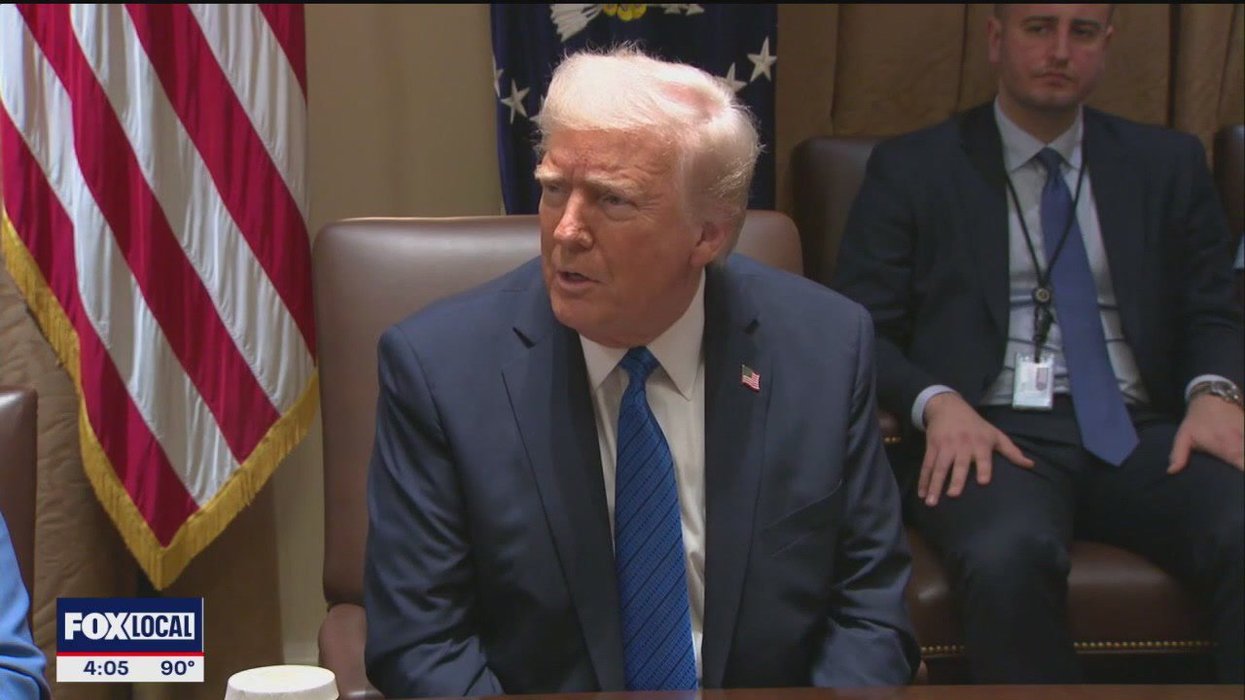 What were the war plans shared on the Signal group chat?