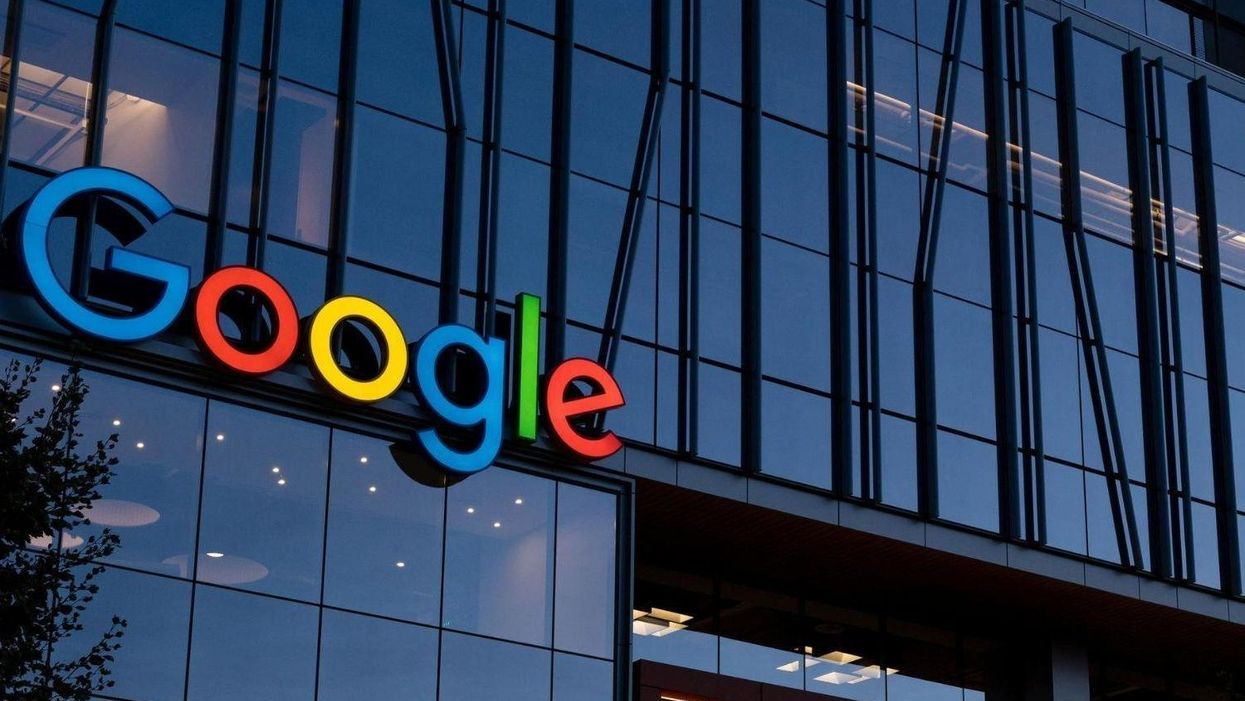 Related Video: Trump signs controversial executive order that could allow federal officials to target Twitter, Facebook and Google