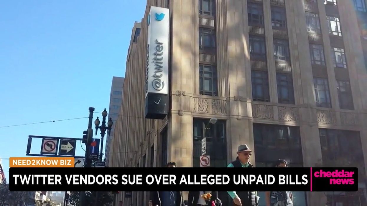 Elon Musk removes letter from Twitter sign for the most childish reason