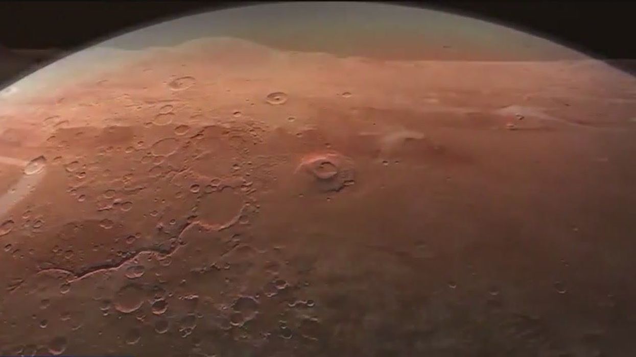 Brutal living conditions on Mars could cause humans to 'turn green and lose eyesight'