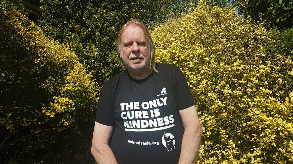 Roll over Bearthoven: Rick Wakeman to perform concert for rescued animals