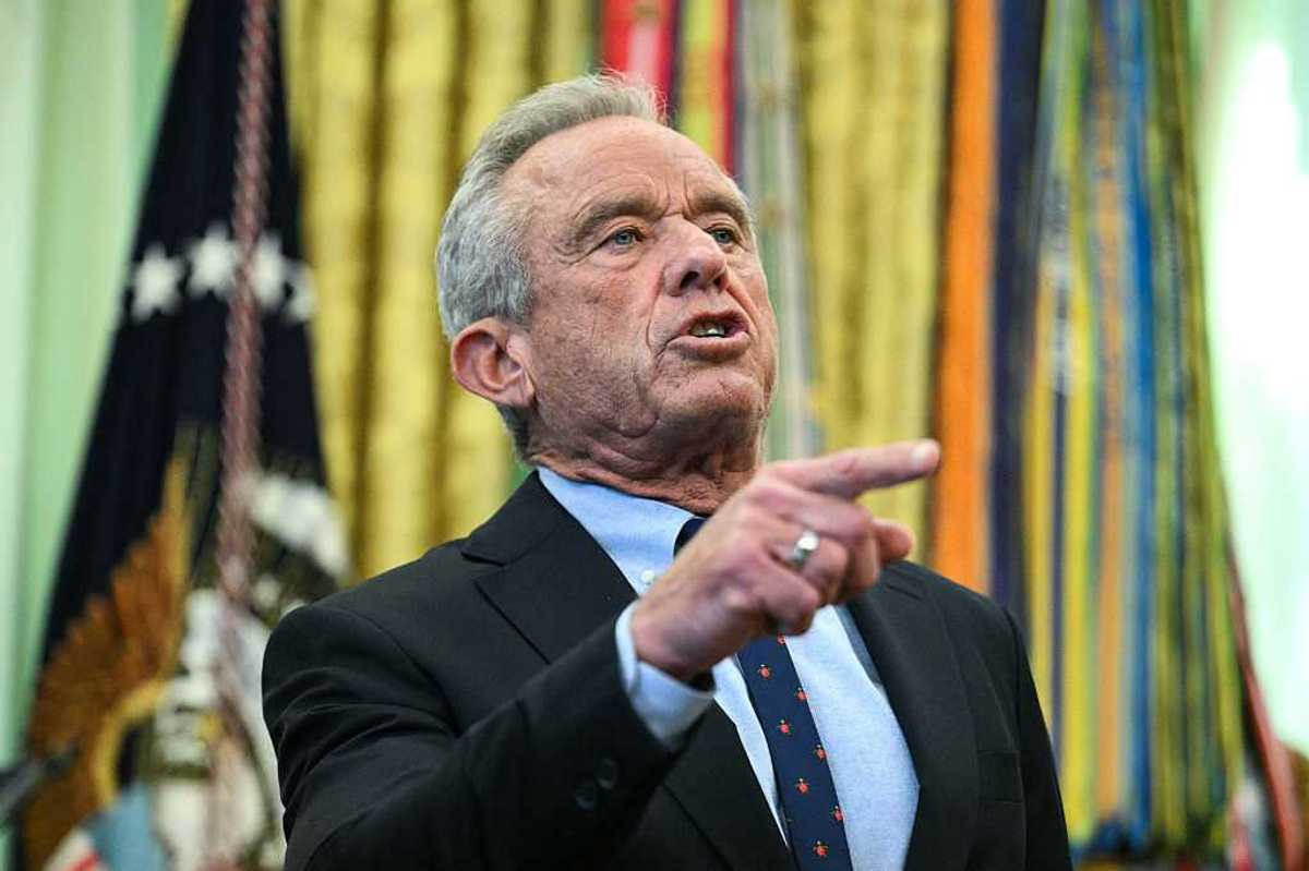 Robert F Kennedy Jr talking in the Oval Office.