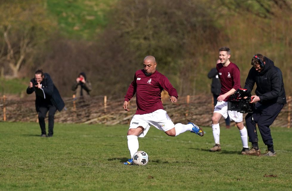 From Brazil to Bull in the Barne – Roberto Carlos scores on Sunday league debut