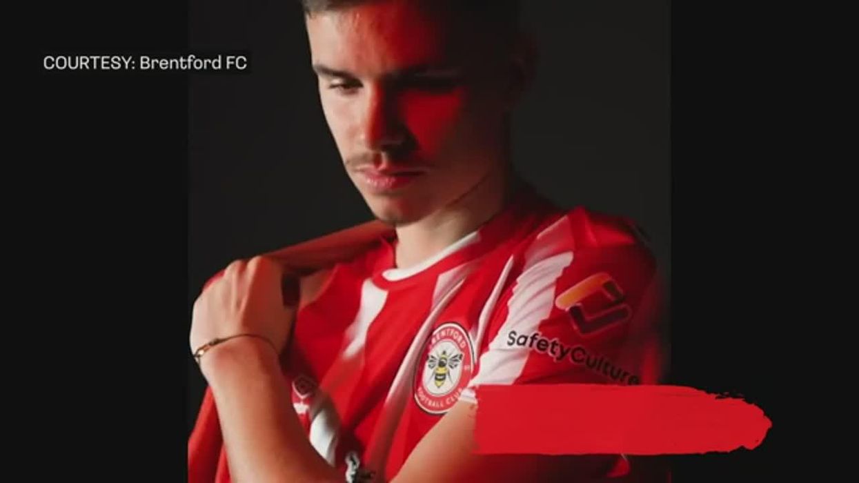 Romeo Beckham trolls his Dad after Arsenal beat Man Utd