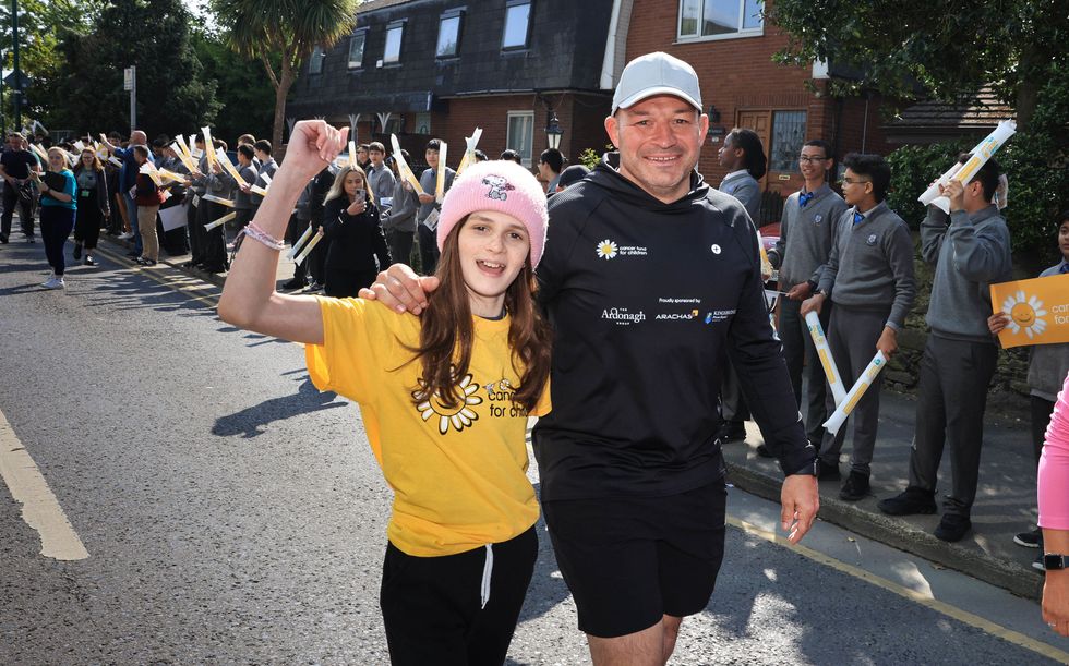 Rory Best finishes 330km endurance walk fundraiser for child cancer services