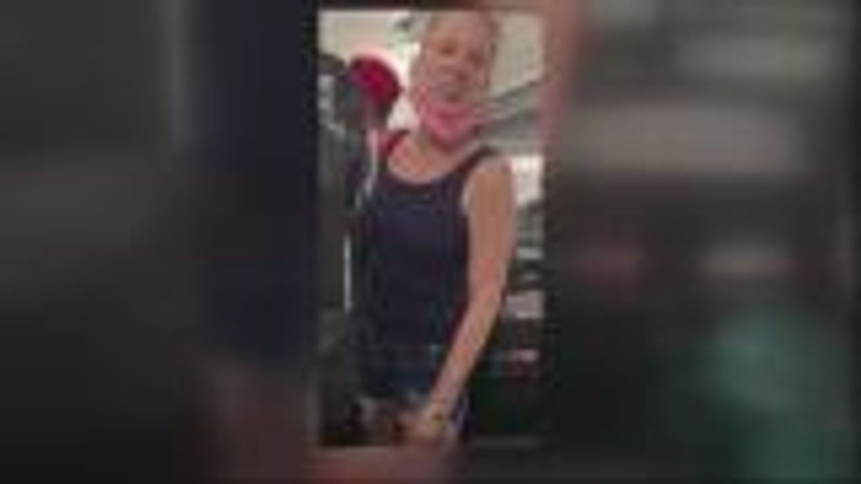 Passengers cheer as elderly lady carried off flight 'after slapping steward'