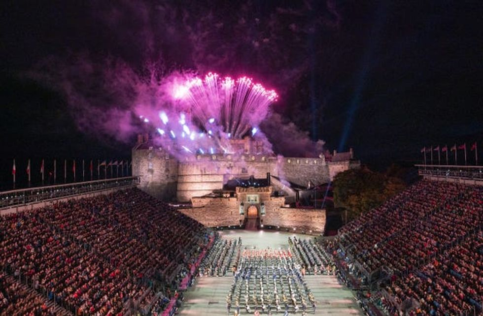 In Pictures Edinburgh Military Tattoo spectacular thrills crowds indy100