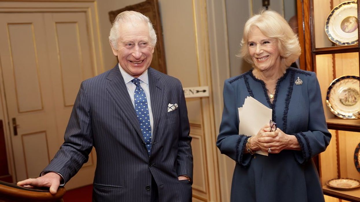 Former Royal butler shares the 6 etiquette tips he swears by when hosting or staying with guests