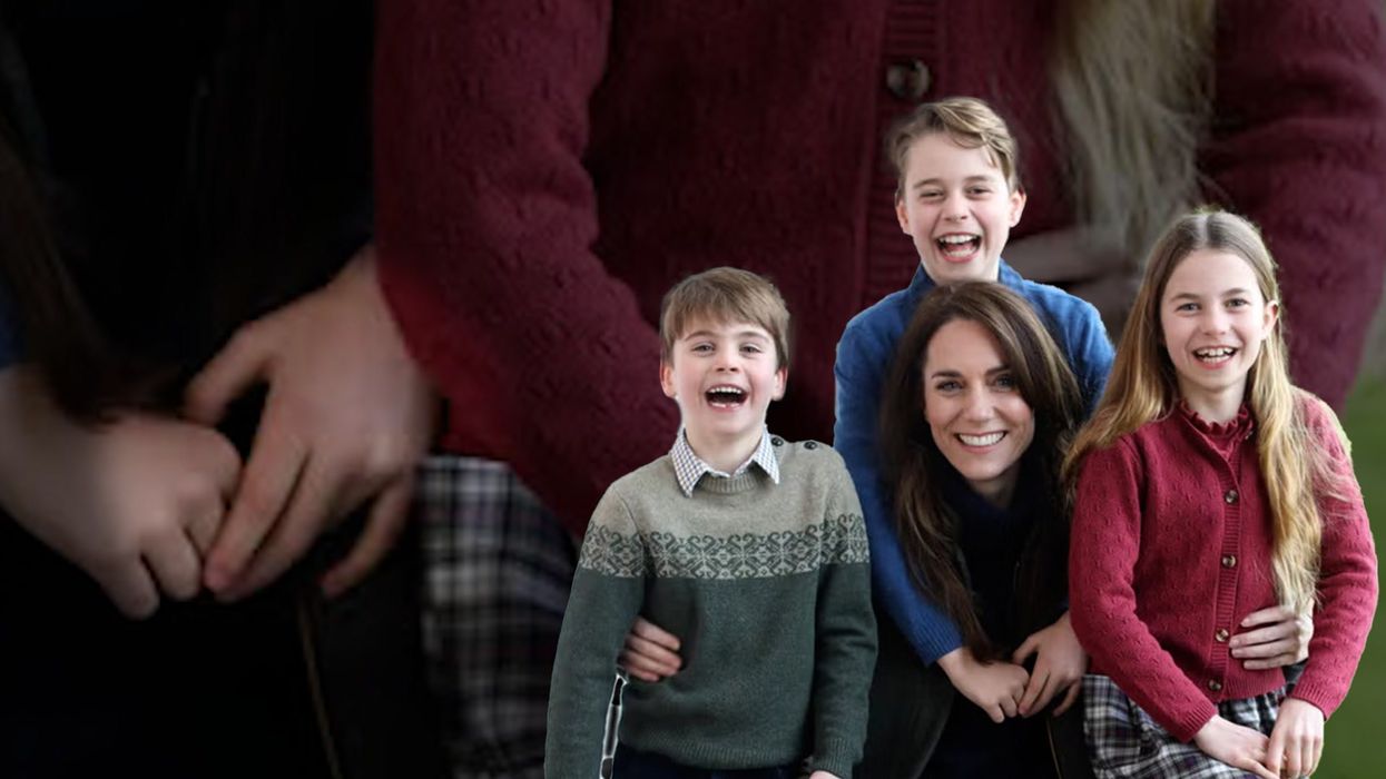 Kate Middleton apologises for 'experiments' after Mother's day photo confusion