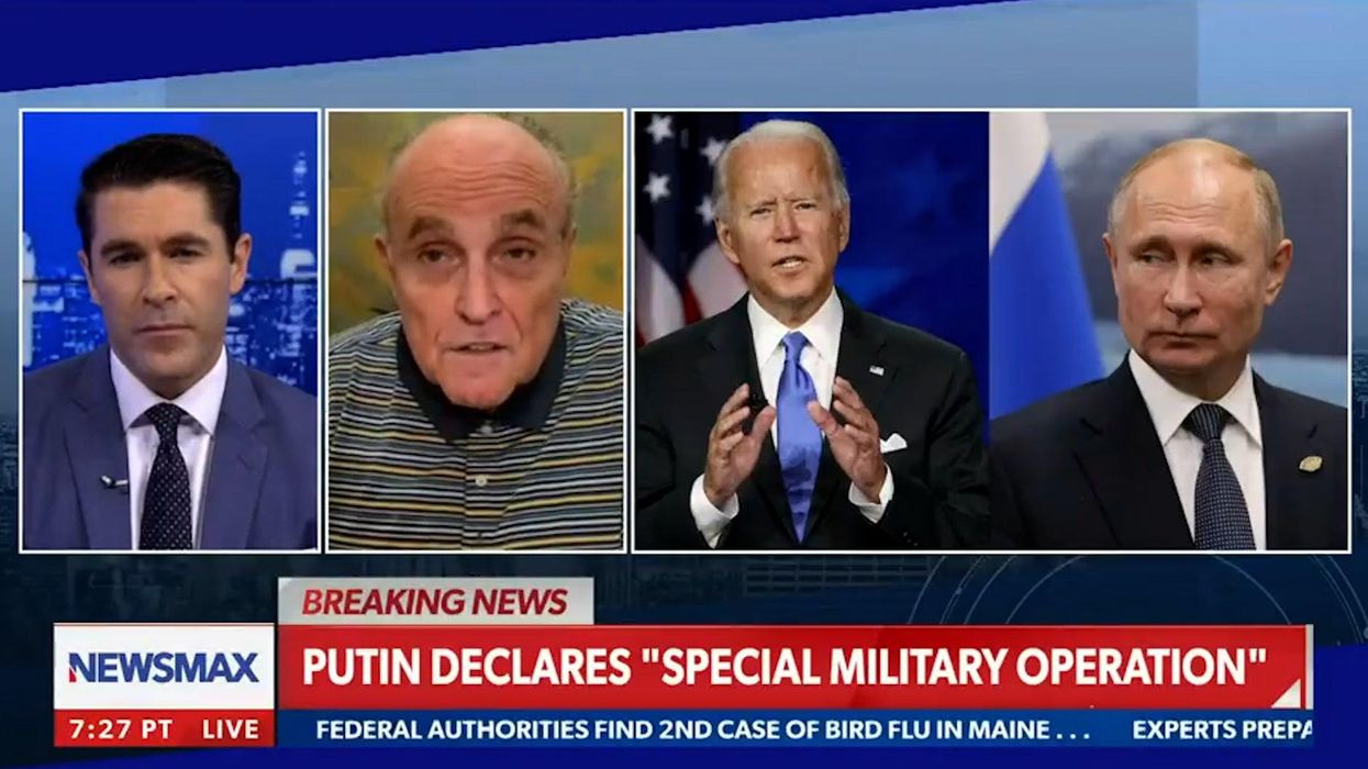 Actress AnnaLynne McCord universally mocked for 'cringe' Putin poem