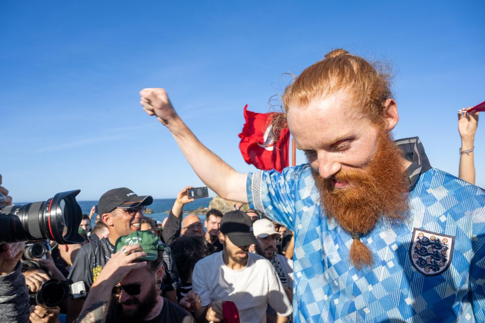 ‘Hardest Geezer’ is not first man to run length of Africa, says running group