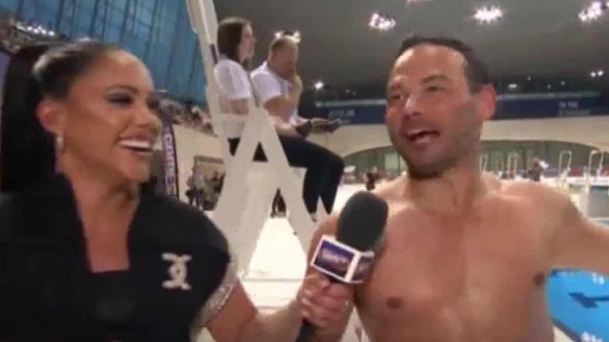 Ryan Thomas suffers live TV wardrobe malfunction leaving him mooning camera