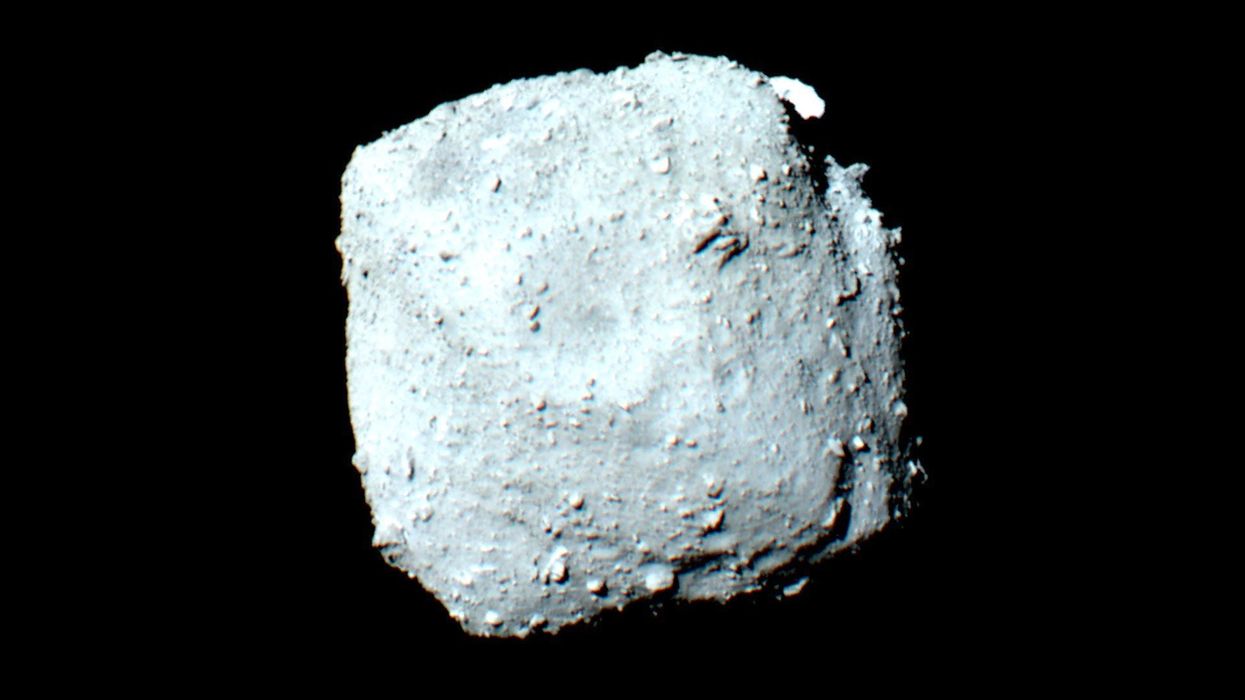 Bennu asteroid is fragment of a lost ocean world, ground-breaking first tests suggest