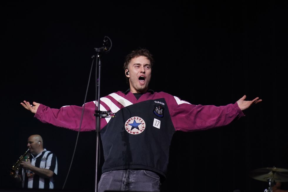 Sam Fender joins Ant and Dec in social media celebrations after Newcastle trophy