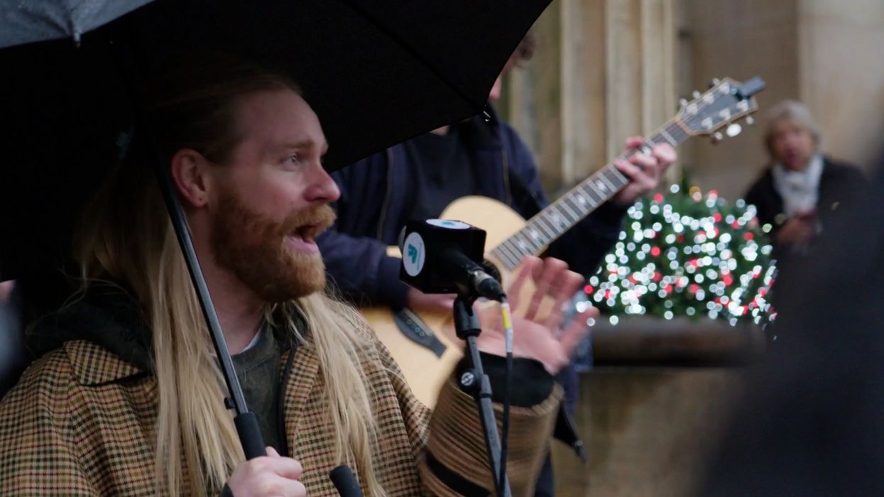 Sam Ryder on going for number one during 'chaotic' Christmas: 'It's like Home Alone at my place'