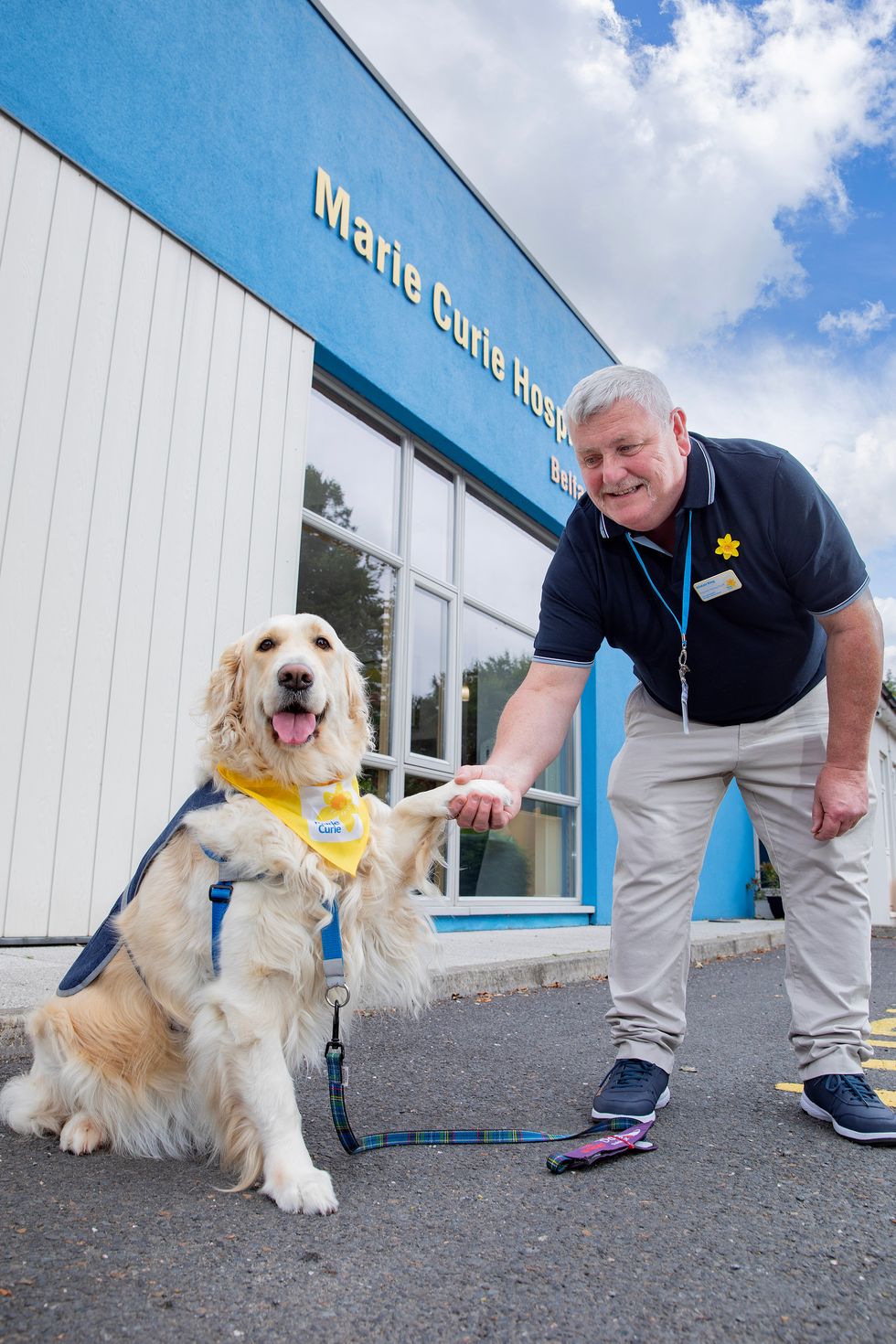 Sandi and owner Alistair King. (Phil Smyth/Marie Curie handout).