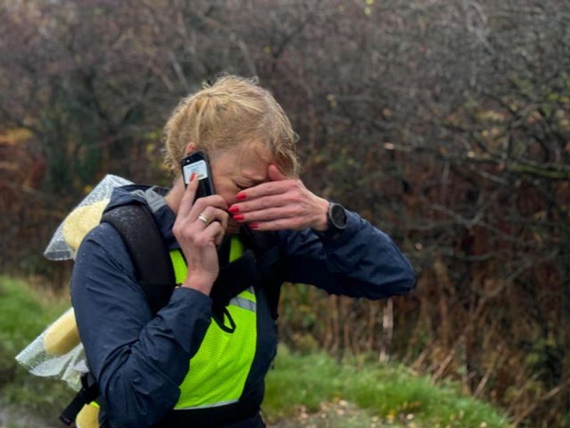 Sara Cox completes 135-mile journey for Children In Need raising more than  £7m | indy100