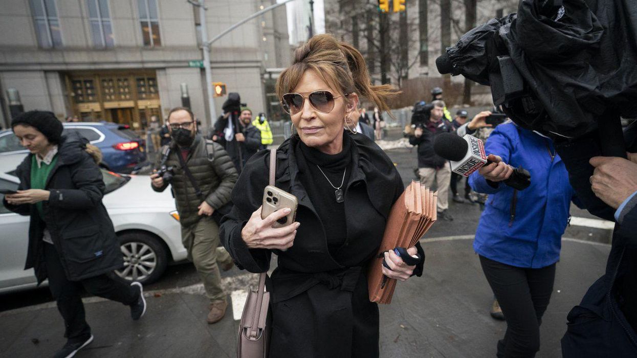 Judge in Sarah Palin libel trial asks her weird question then points out his wife in court