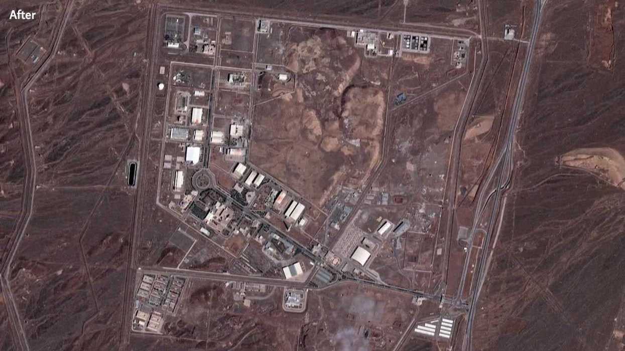 How are Brits fleeing the war in the Middle East?