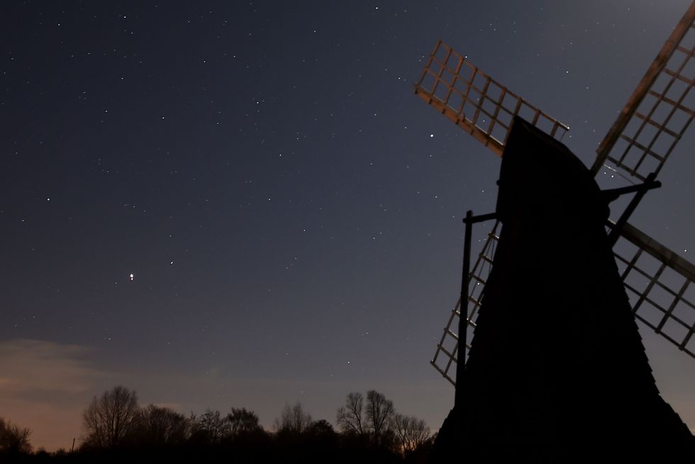 Five planets set to line up in the dawn sky