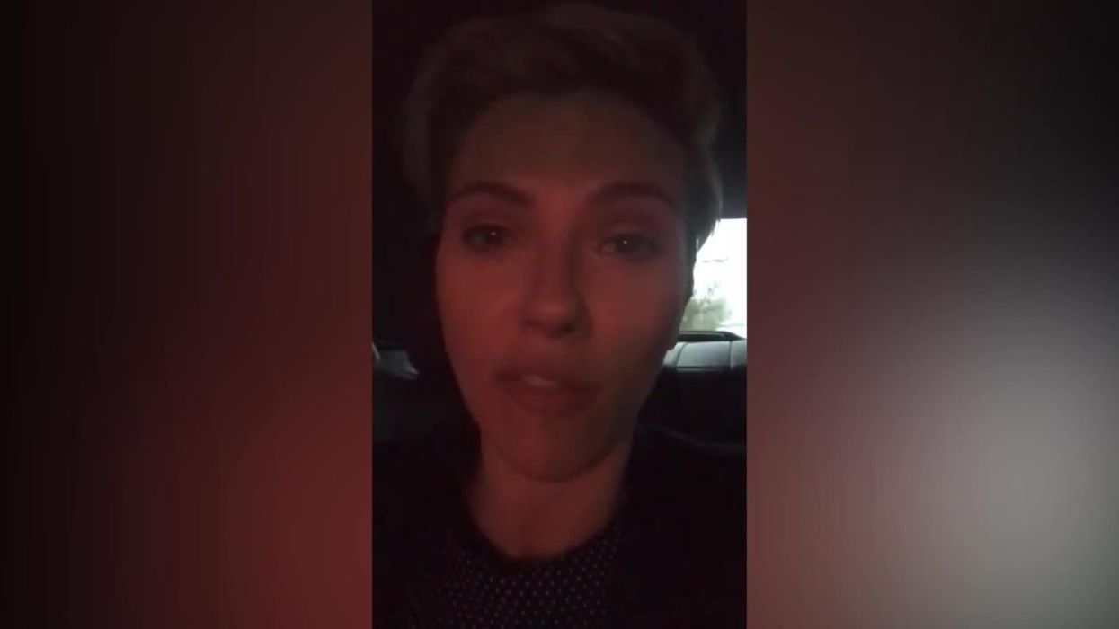 College football player fools fans into thinking he was Patrick Mahomes