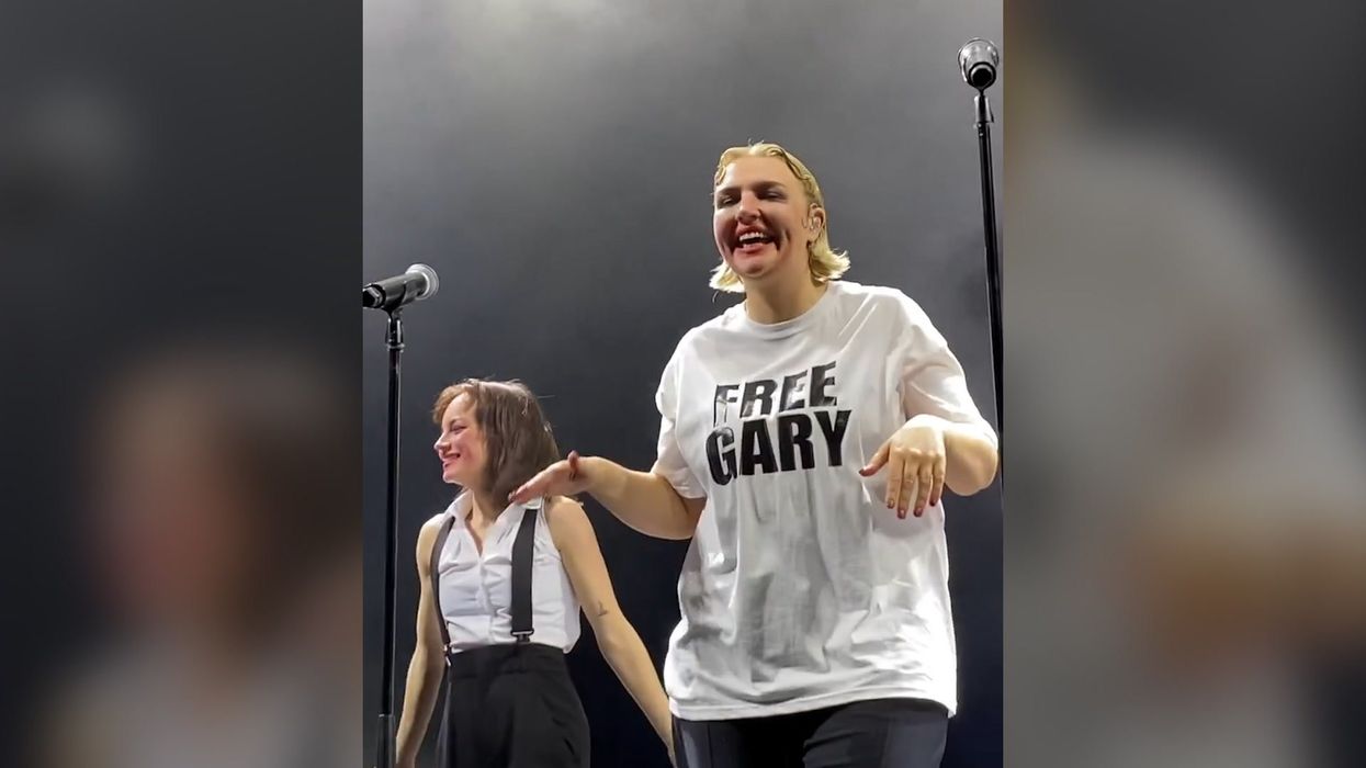 Self Esteem wears 'Free Gary' t-shirt at gig amid Gary Lineker's BBC suspension