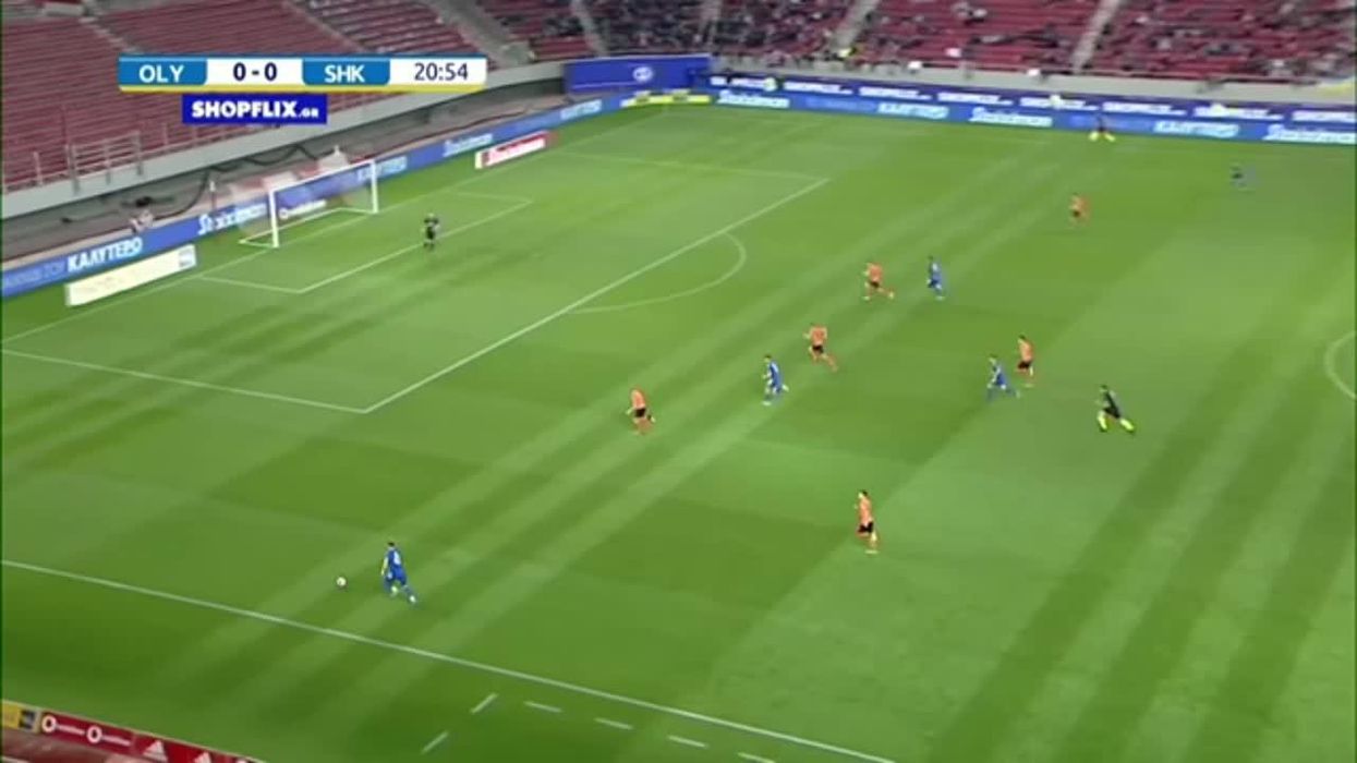 Shakhtar Donetsk wear shirts bearing names of Ukrainian cities in first match since war began